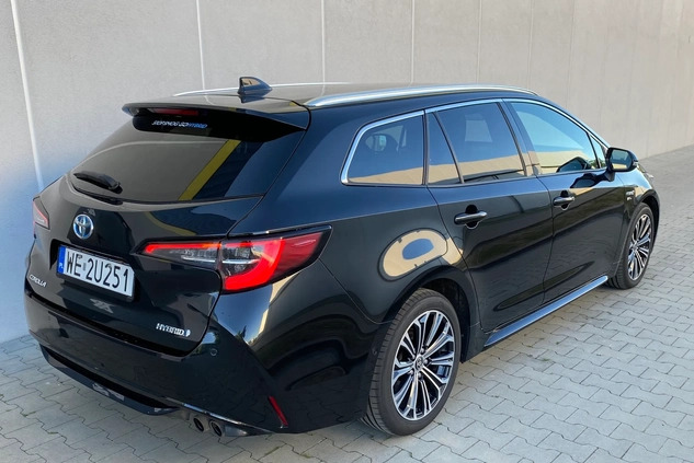 Toyota Corolla cena 105798 przebieg: 71000, rok produkcji 2020 z Łowicz małe 254